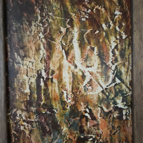 image représentant un tableau avec des couleurs brunes et des flammes